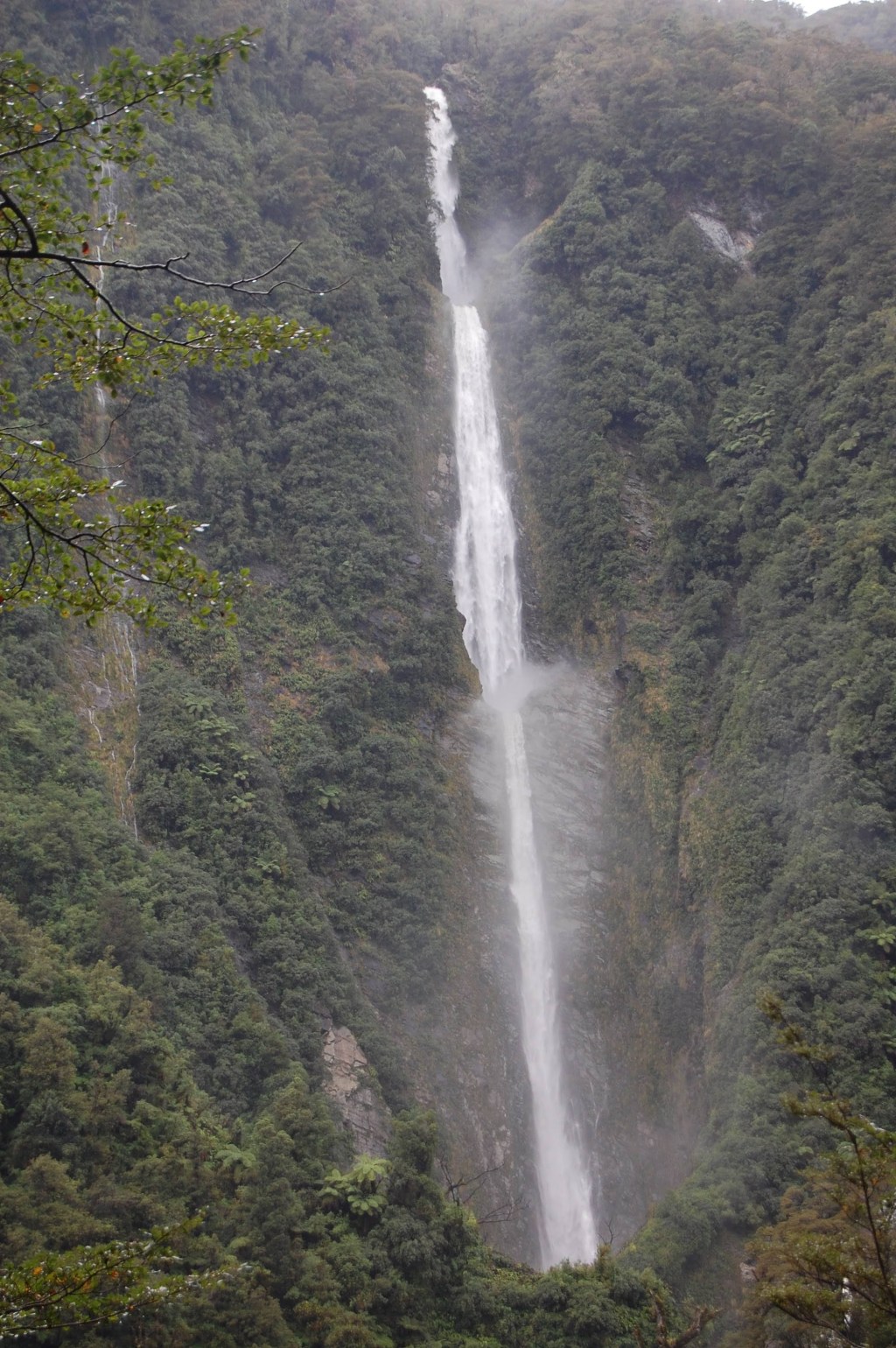Humboldt Falls, New&nbsp;Zealand