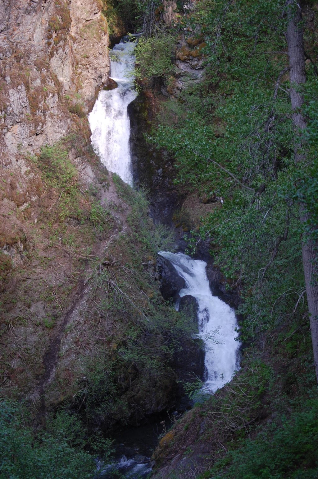 Thunderbird Falls, Alaska