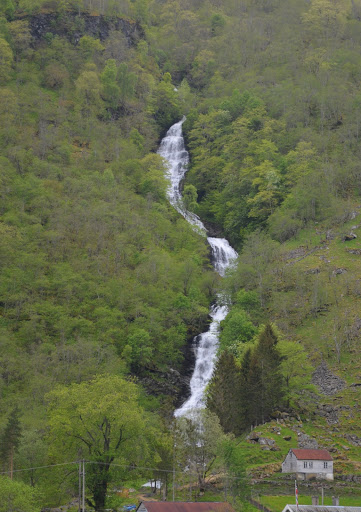 This waterfall in Nærøyfjord is right next to some houses. 
