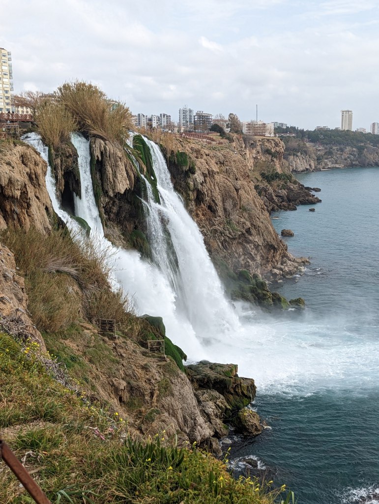 Lower Duden Falls is a waterfall in Antalya, Turkiye, that falls into the Mediterranean Sea. It is 131 feet or 40 meters tall.
